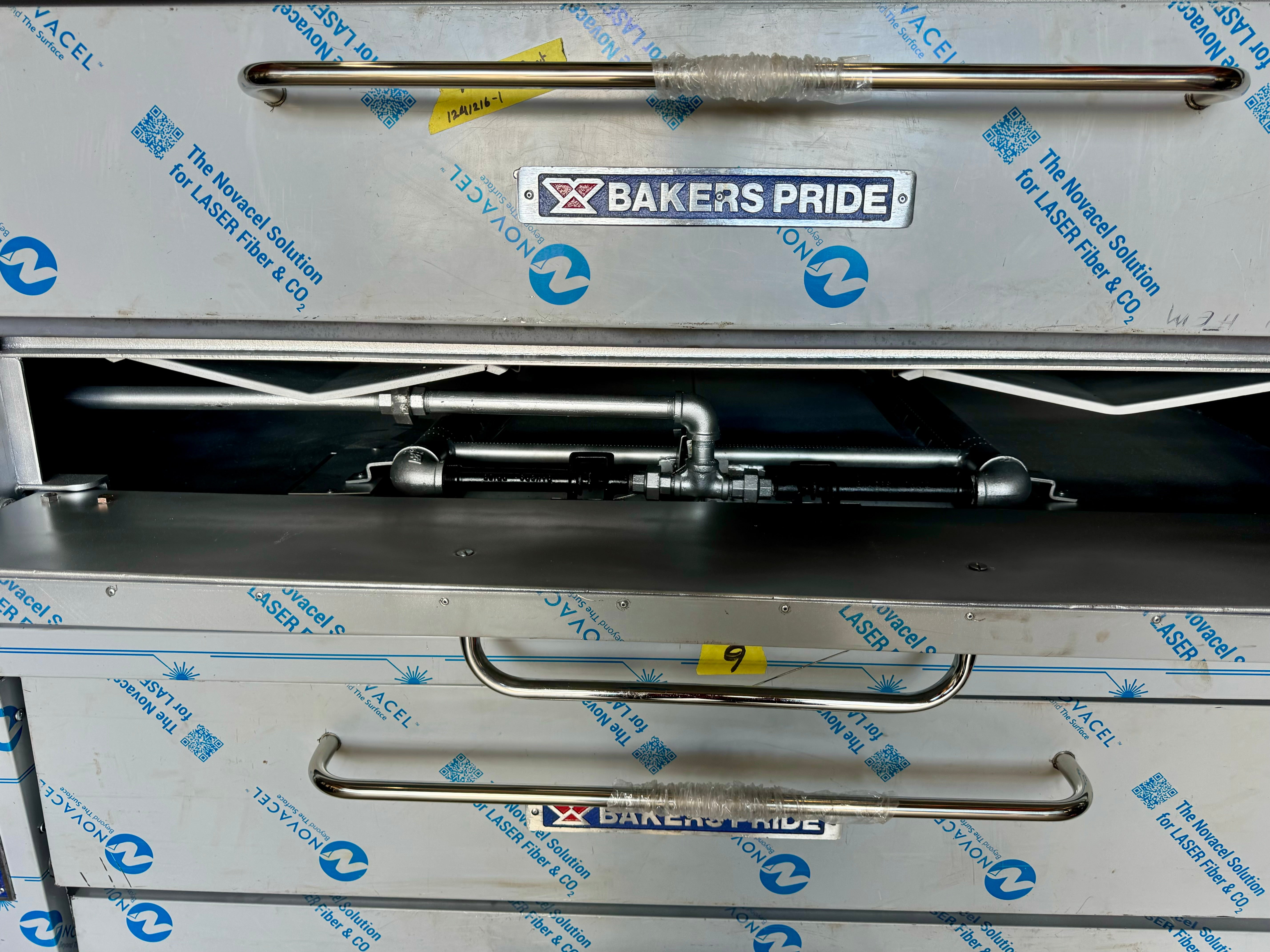 Bakerspride Y602 reconditioned Doublestack 6 pie pizza oven